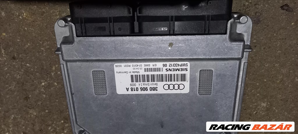 Audi A4 1.6 8V motorvezérlő 1. kép