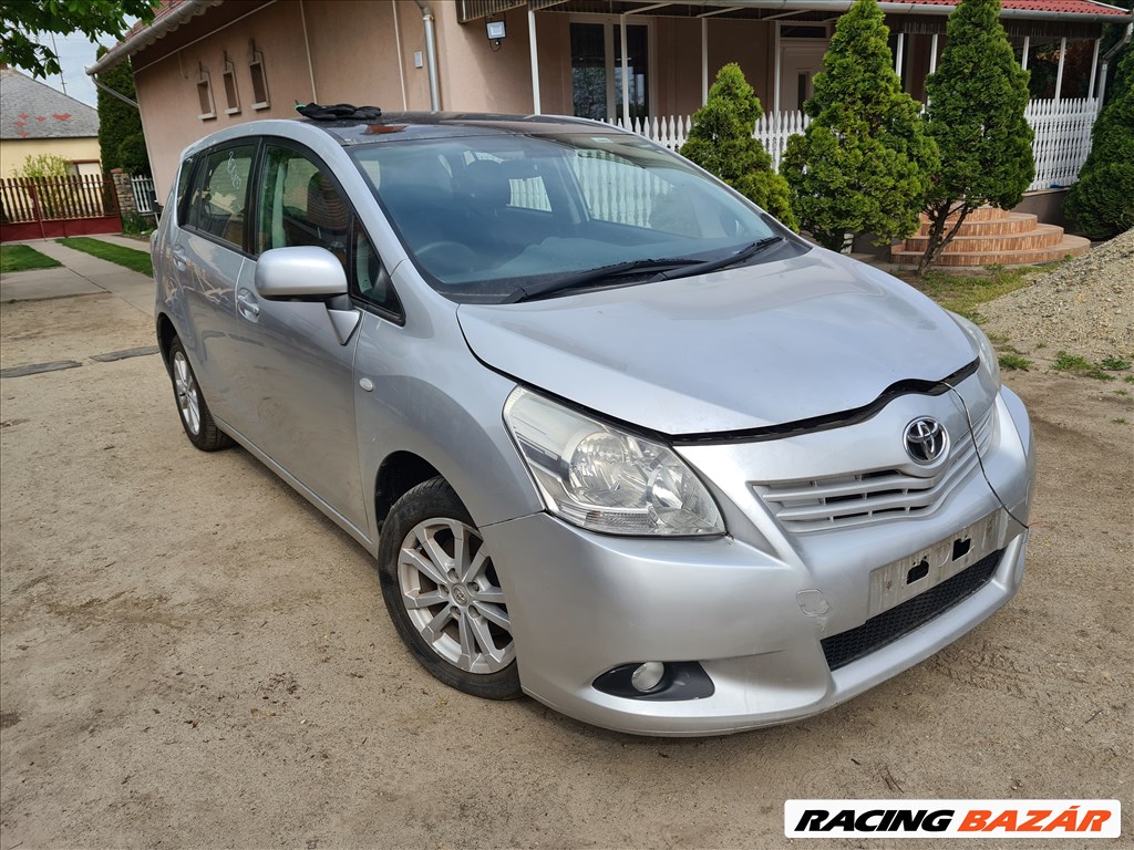 Toyota Verso 2.0 D4D 1AD DPF bontott jármű, bontás, bontott alkatrészek 1. kép