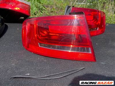 Audi A4 (B8 - 8K) AUDI A4 B8 Bal Külső Hátsó Lámpa 