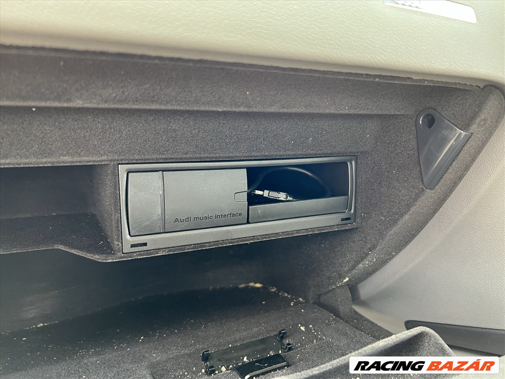 Audi A5 2008 bontás 24. kép