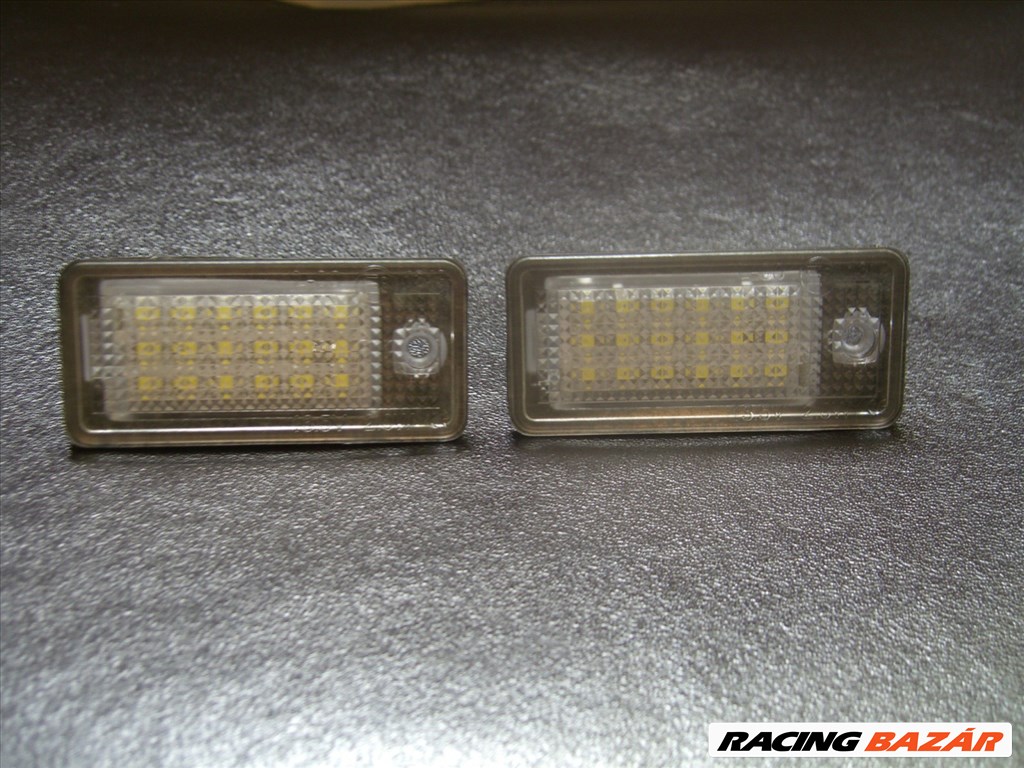 Audia Q7 rendszámtábla világítás LL010 1. kép