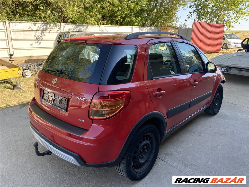 Suzuki SX4 I bontott alkatrészei 4. kép