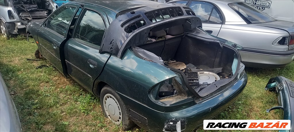 Ford Mondeo Mk2 1.6 16v bontott alkatrészei 3. kép