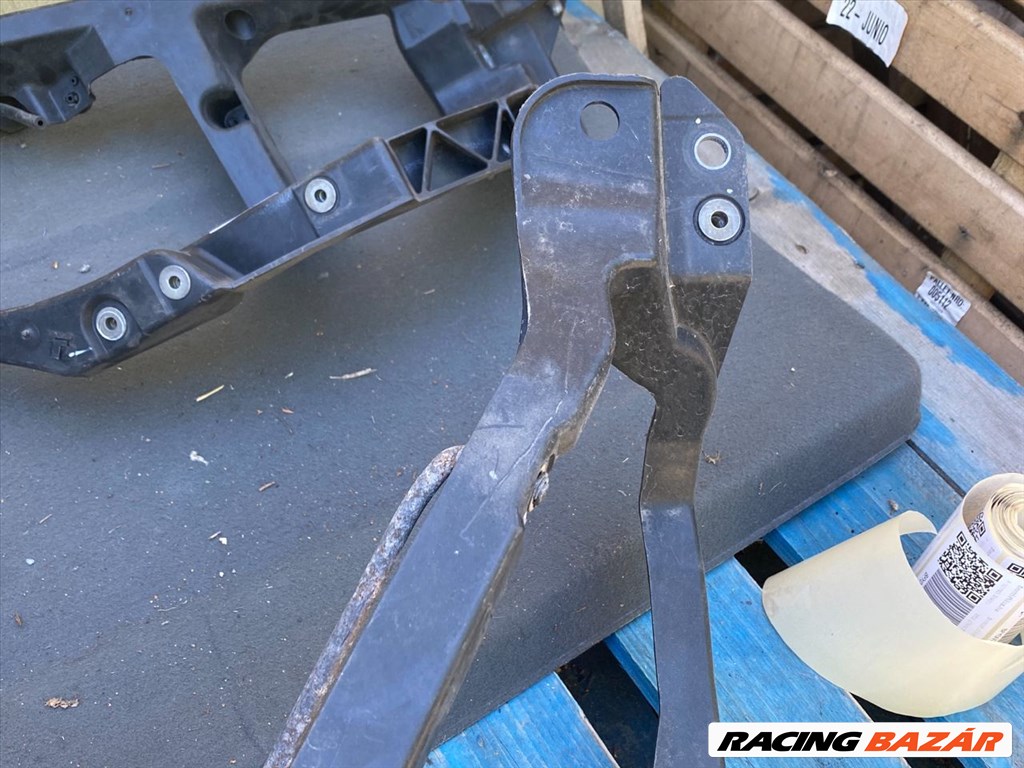 Mitsubishi Colt VI MITSUBISHI COLT Bal Fényszóró Tartó 3. kép