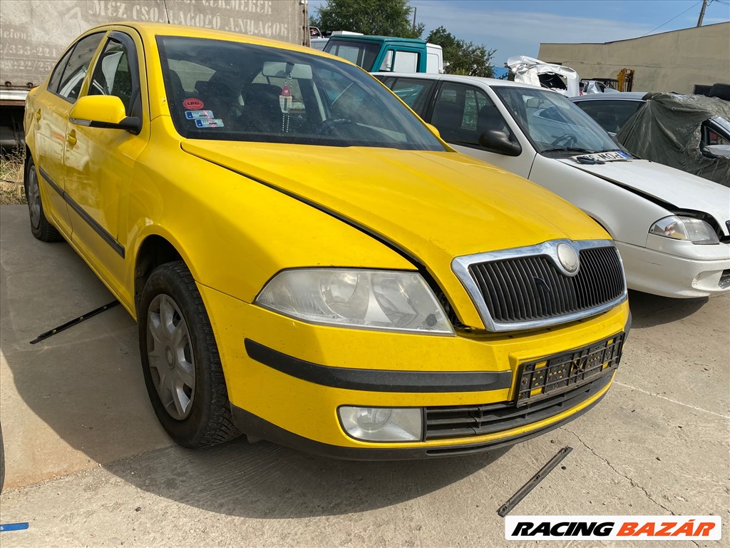 Skoda Octavia II 1.6 bontás 2. kép