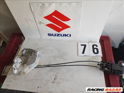 Suzuki Swift V Bal első ajtózár elektromos