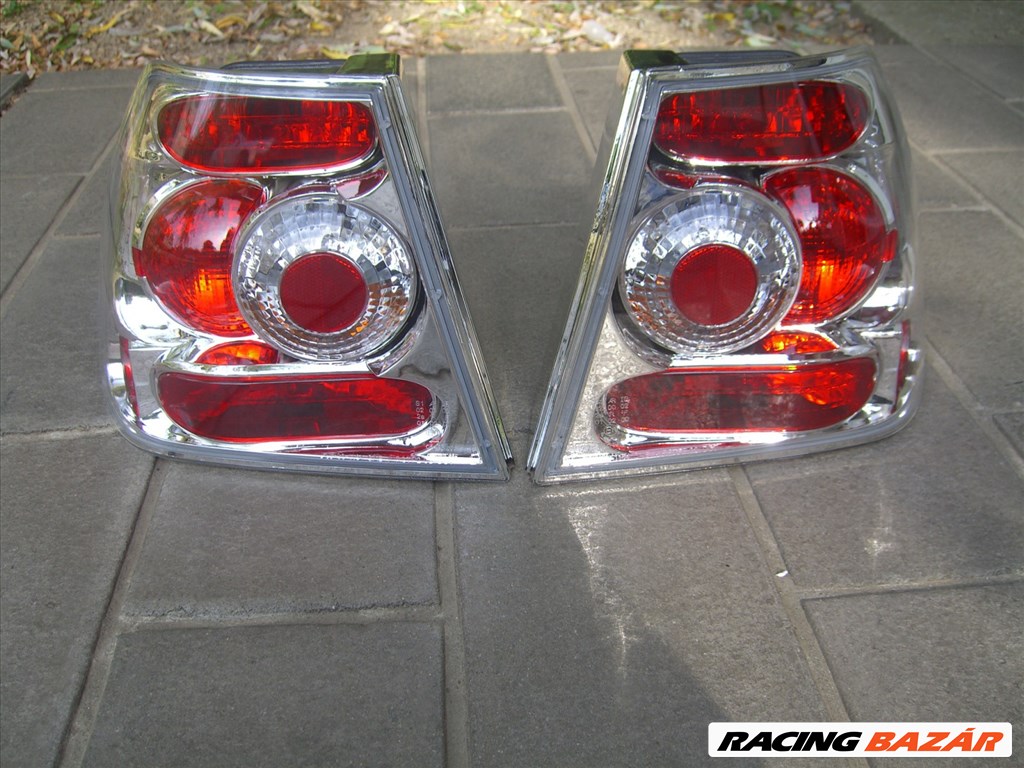 VW Bora hátsó lámpa pár 1998-04-ig 1. kép