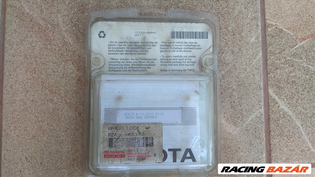 Toyota gyári kerékőr garnitúra 2. kép