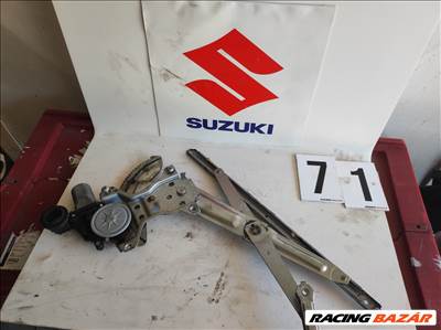 Suzuki Swift V jobb első ablakemelő szerkezet motorral 