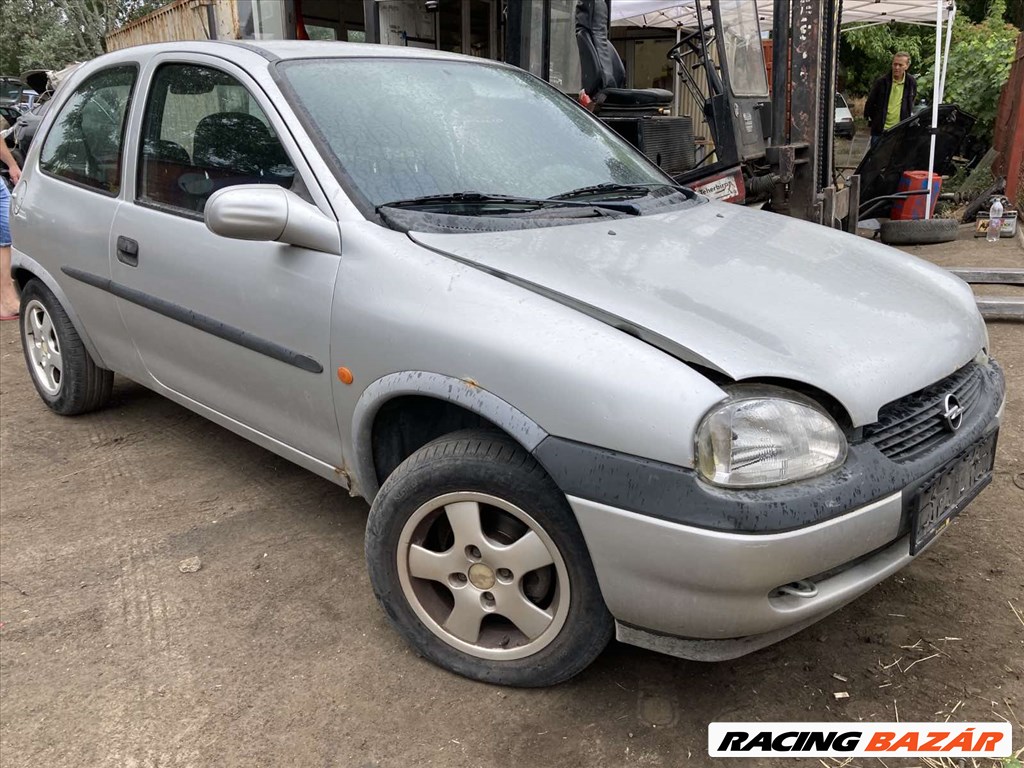 Opel Corsa B 1.2i bontott alkatrészei 1. kép