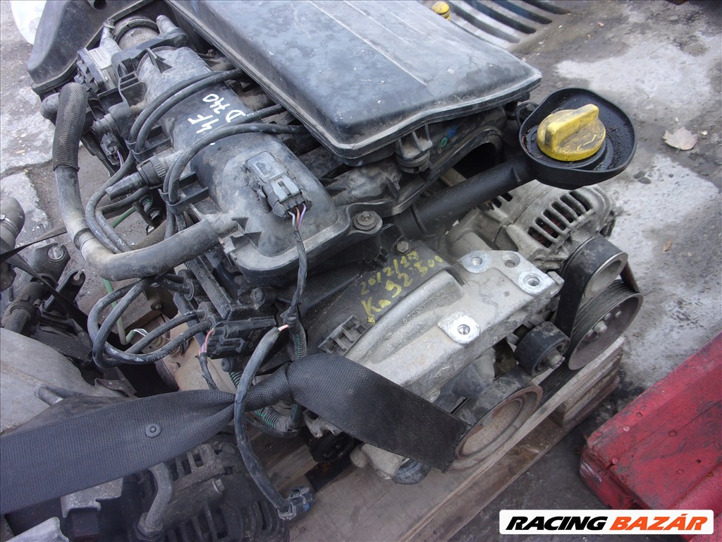 Renault Clio III 1.2 16V motor  3. kép