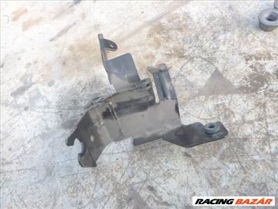 Dacia Logan II 2019, 0,9     ABS kocka tartókonzol       478407136R