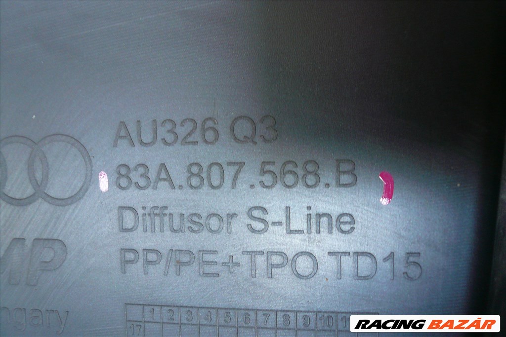 AUDI Q3 83A S-Line hátsó lökhárító szegély 2018- 83A807568B 6. kép