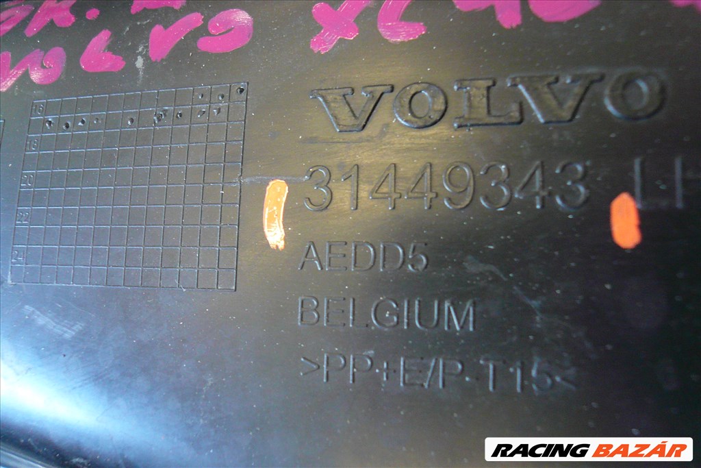 VOLVO XC40 bal első lökhárító rács 31449343 3. kép