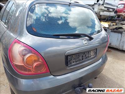 Nissan Almera II csomagtérajtó 