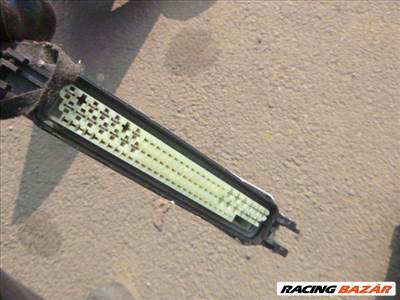 VW PASSAT B5.5 ABS CSATLAKOZÓ BOSCH 1 928 402 199 1928402199
