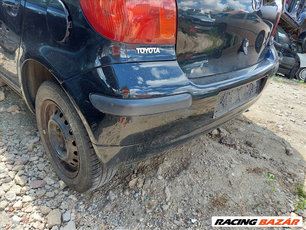 Toyota Yaris hátsó lökhárító  1. kép