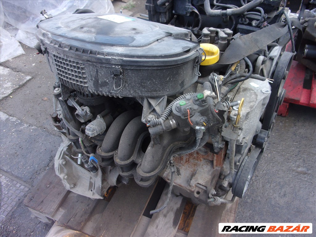 Dacia Sandero I 1.4 MPI motor  2. kép