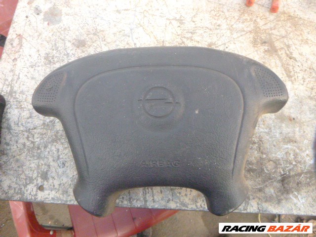 Opel Astra F 1998 kormány légzsák  090478208 1. kép