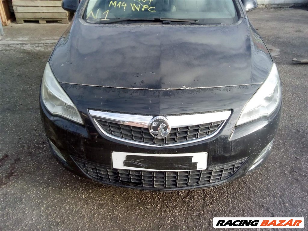 Opel Astra J Fekete z20r 5 ajtós bontott alkatrészei 5. kép