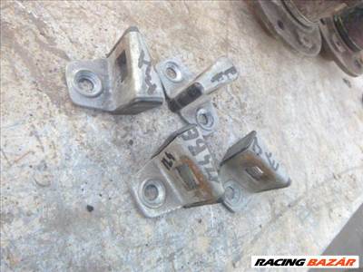 Mercedes  W124 1989 ajtózár ütköző 