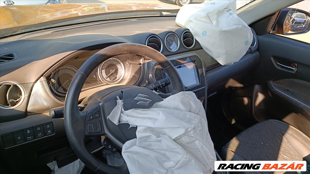 Suzuki Vitara (LY) 1.4 Turbo All Grip 4x4 2019 K14C bontott alkatrészei 6. kép