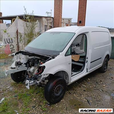 Volkswagen Caddy III 1.9Tdi(BRU016 739) bontott alkatrészei, fehér színben eladók