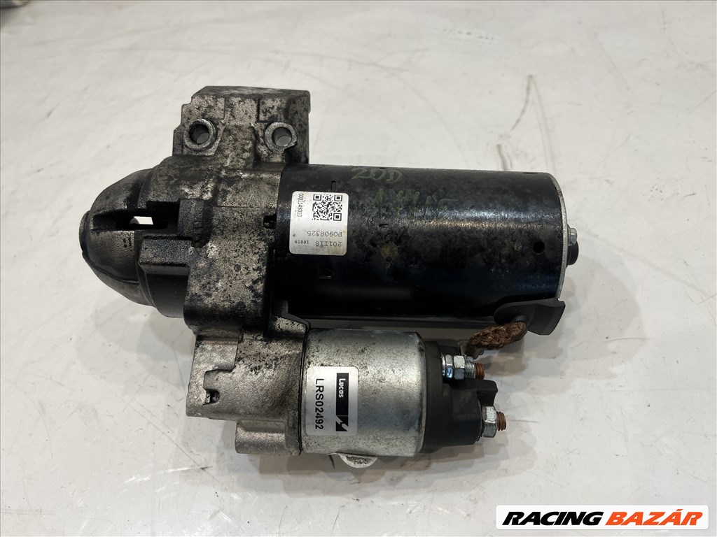 BMW E90 E91 E92 E93 320d 177le N47 önindító 3. kép