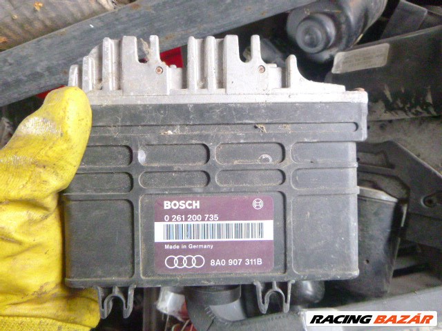 Audi 80 (B4 - 8C) 2.0 BENZIN motorvezérlő 8A0 907 311 B 0261200735 5. kép