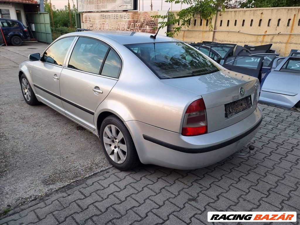 Skoda Superb I V6 2.5 TDI váltó  5. kép