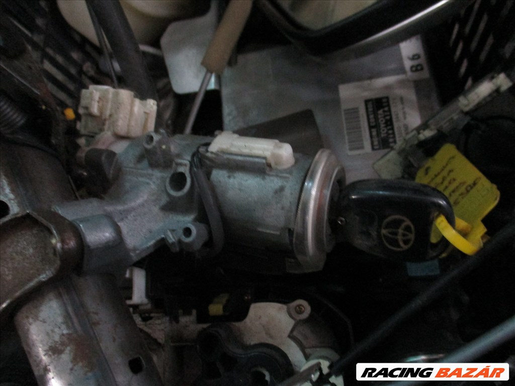 Toyota RAV4 (XA20) gyújtáskapcsoló  1. kép