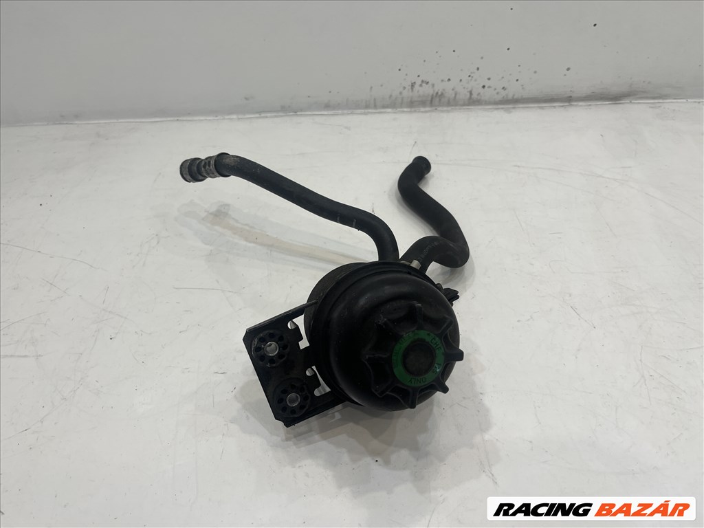 BMW E92 LCI 320d 184le N47 szervóolaj tartály   1. kép