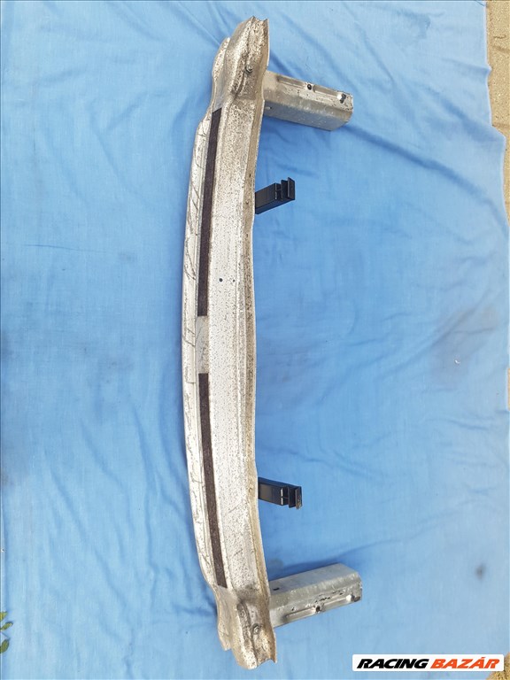 Audi A4 (B6/B7) B6/B7 hátsó lökhárító merevítő  1. kép