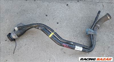 Opel Astra K 5 ajtóshoz üzemanyag betöltőcső 