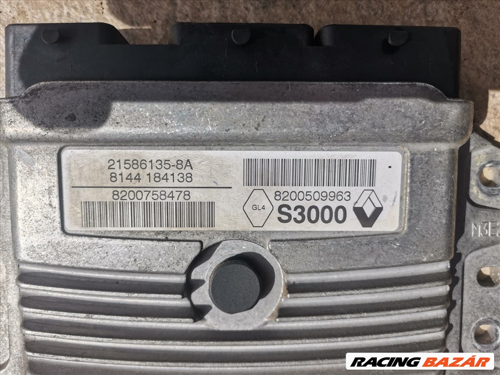 Renault Scénic II 2.0 16V Turbo motorvezérlő  8200509963 2. kép