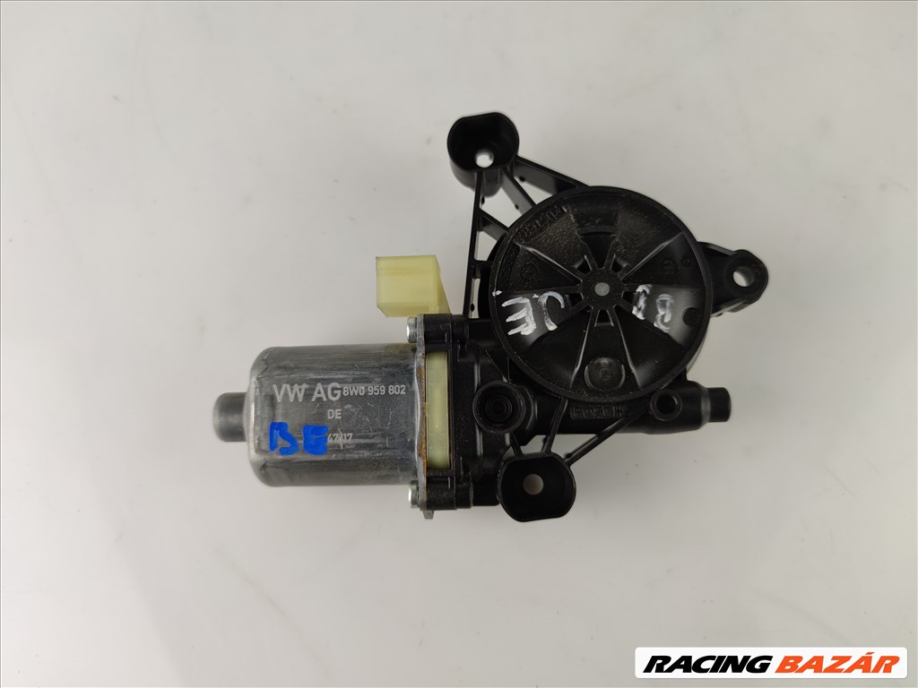 Audi A4 B9 8W 1.4 TFSI Bal első ablakemelő motor  8w0959802 1. kép