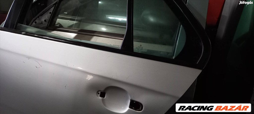 Volkswagen Jetta 5C bal hátsó  4. kép