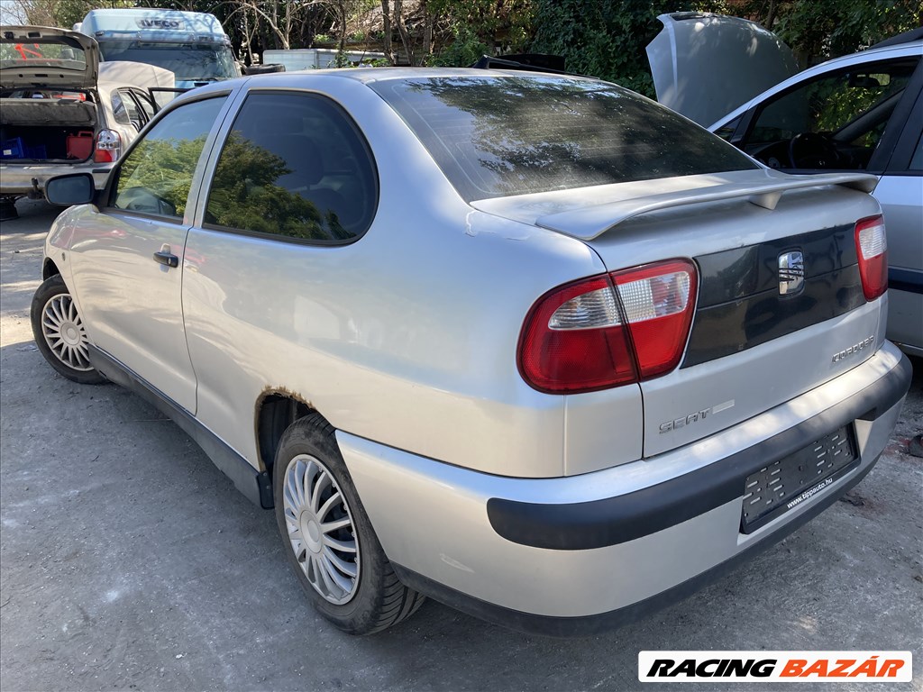 Seat Cordoba 6K2 1.6i  bontott alkatrészei 2. kép