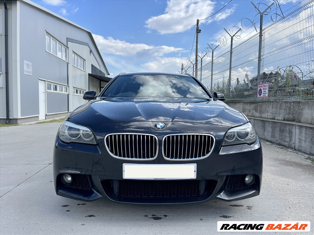 BMW 5' F10 F11 Komplett eleje Lökháritó motorházte 1. kép