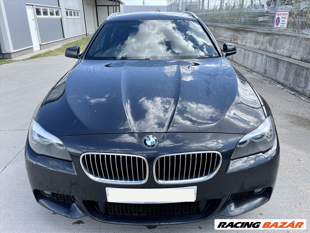 BMW 5' F10 F11 Komplett eleje Lökháritó motorházte 2. kép