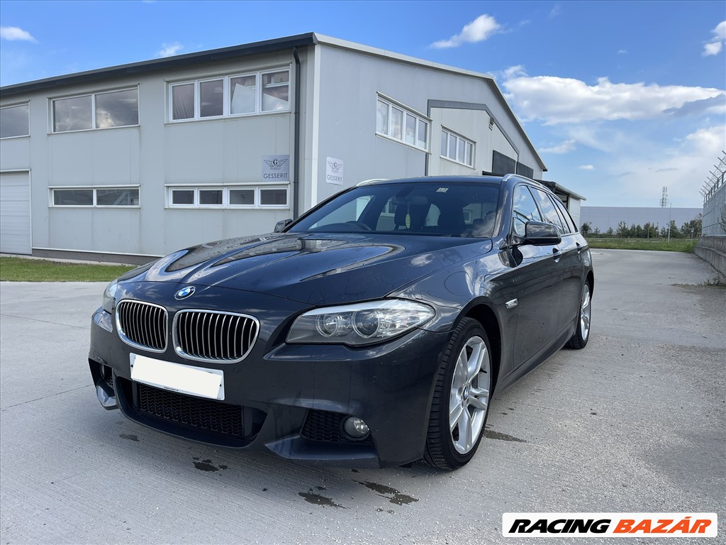 BMW 5' F10 F11 Komplett eleje Lökháritó motorházte 5. kép