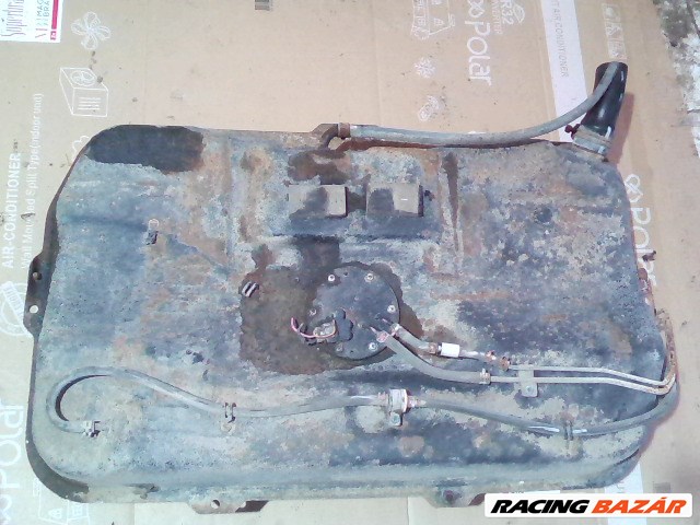 SUZUKI SWIFT 89-96 Üzemanyagtank 1. kép