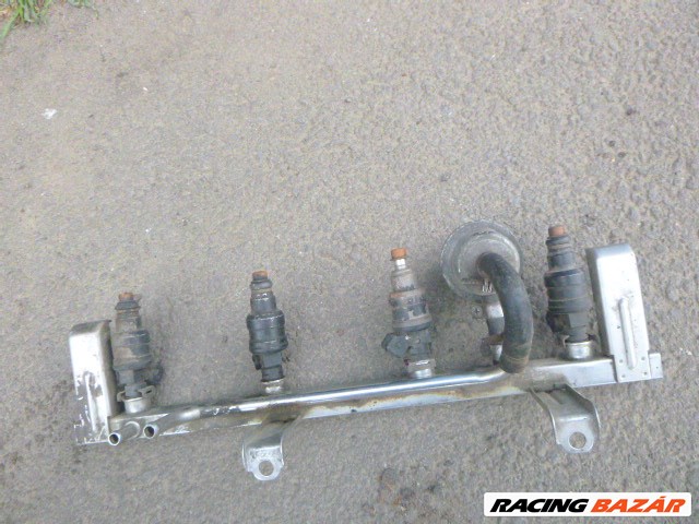 Opel Vectra A 2.0 BENZIN injektor híd  nyomástartóval 0 280 150 725 0280150725 1. kép