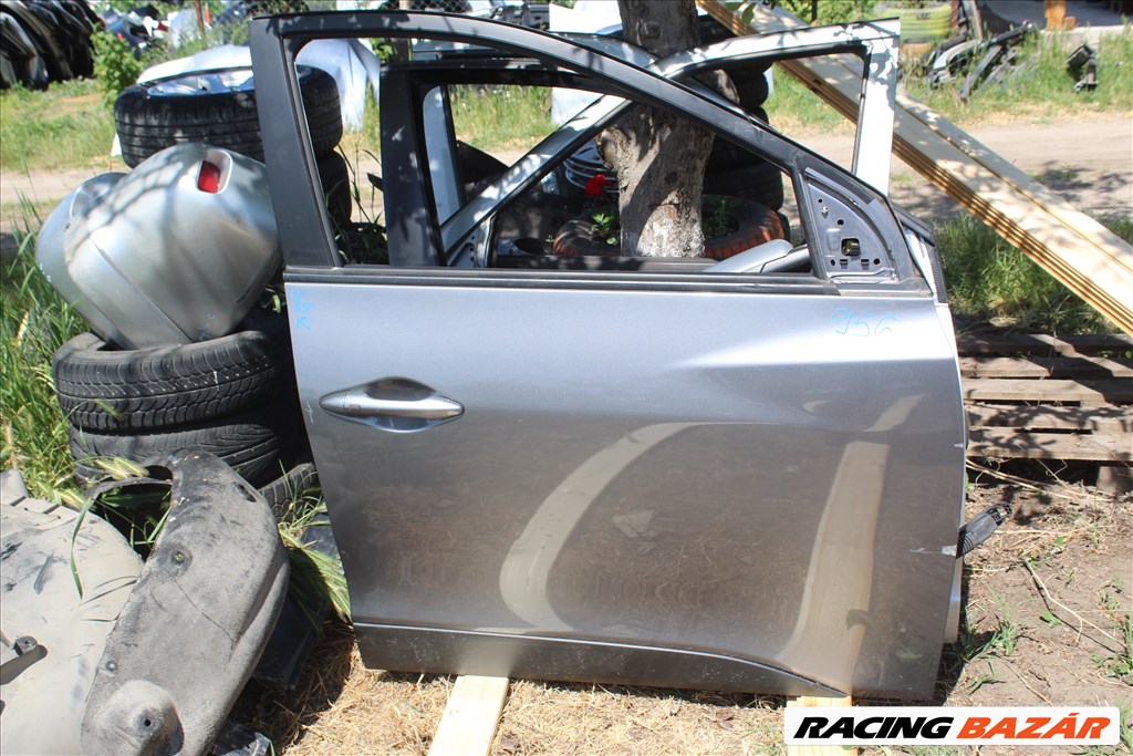 Hyundai ix35 Jobb első ajtó üresen (956) 1. kép