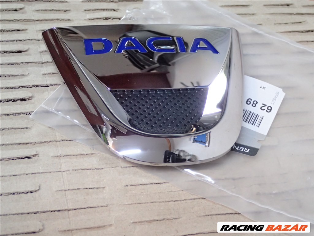 Dacia első-hátsó embléma  1. kép