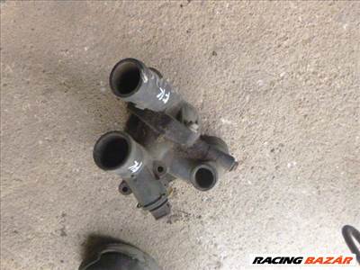 Volkswagen Passat B4 VR6 VÍZ termosztátház, 3 GOMBÁVAL 021 121 133 021121121a