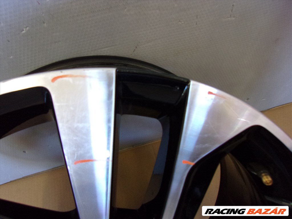 Gyári alufelni VW Tiguan 5NA601025AG 17x7 3. kép