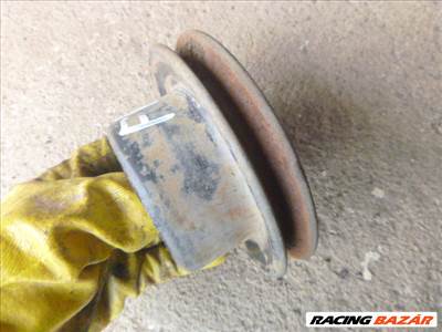 VW 1,8 BENZIN FŐTENGELY szíjtárcsa 055 105 255 055105255