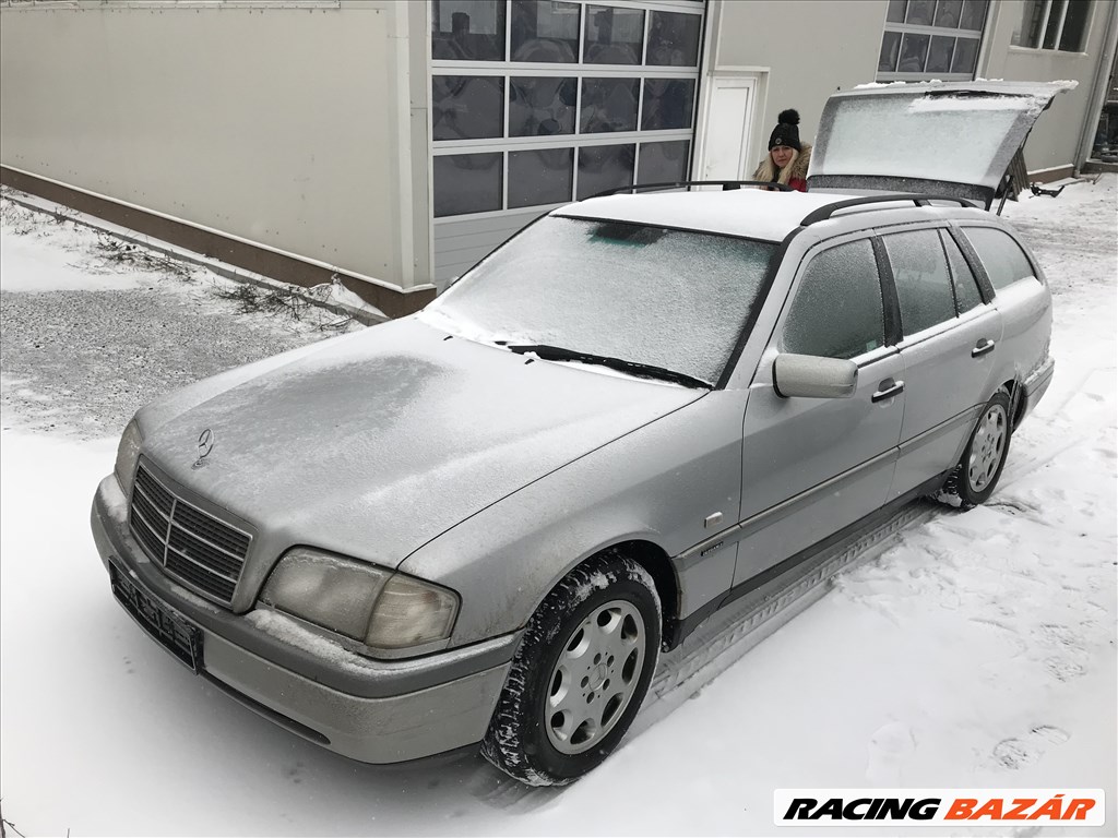 Mercedes C 180 (W202) bontott alkatrészei 1. kép