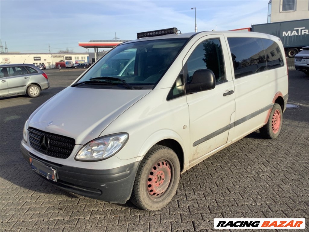 Mercedes Vito bontott alkatrészei 2. kép